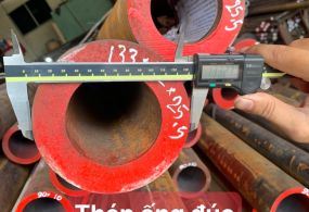 THÉP ỐNG ĐÚC PHI 133mm*25.5mm
