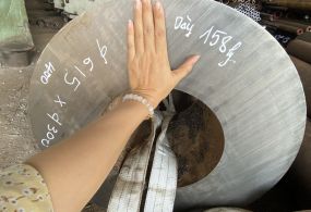 Thép ống đúc 615 dày 158ly