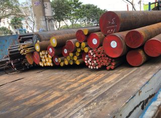 Thị trường thép thanh tăng mạnh, giá thép trong nước tăng liên tục và hiện vẫn chưa biết đến khi nào